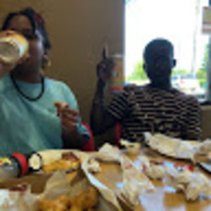 Meet your Posher, Triniti